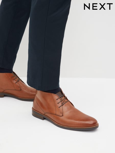 Hellbraun - Leather Chukka Boots (178130) | 90 €