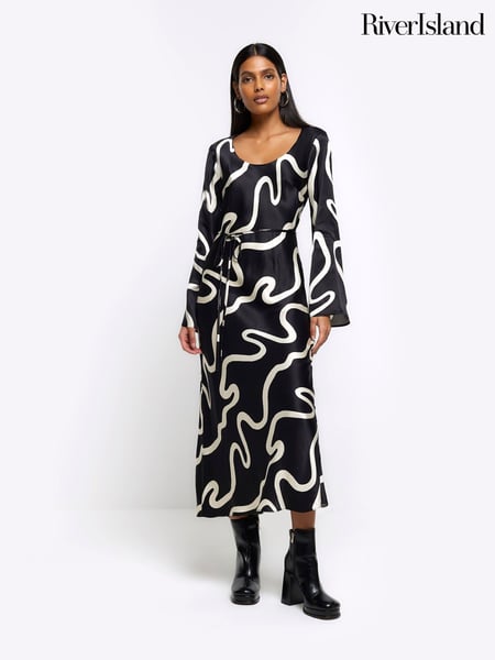 River Island Black Scoop Neck Dress (180616) | € 18