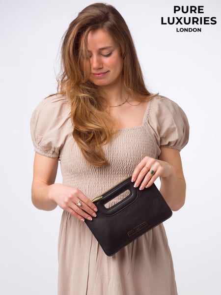 Pure Luxuries London Esher Leather Clutch Bag (320530) | € 61