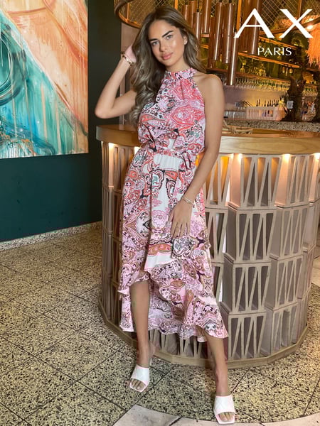 AX Paris Halterneck Dipped Hem Midi Dress (352736) | € 19