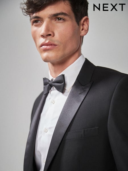 Black Slim Fit Tuxedo Suit Jacket (386463) | € 96