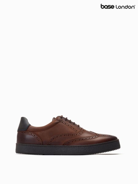 Base London Christo Brogue Sneakers (422910) | € 91