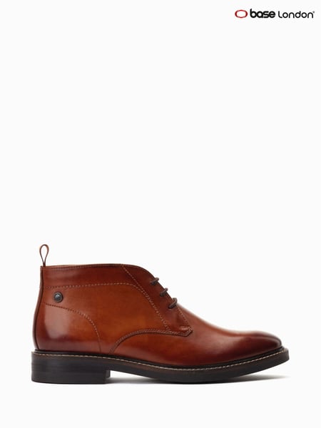 Base London Knebworth Lace-Up Chukka Boots (453639) | € 121