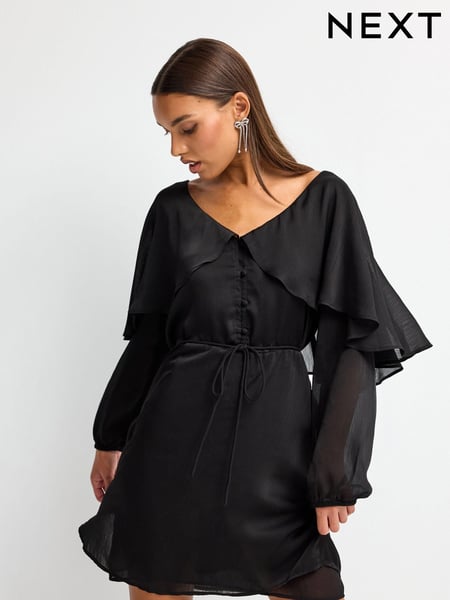 Black Textured Cape Long Sleeve Mini Dress (616101) | € 11