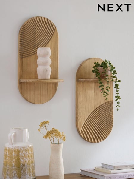 Set of 2 Wooden Global Pill Shelves (627481) | 68 €