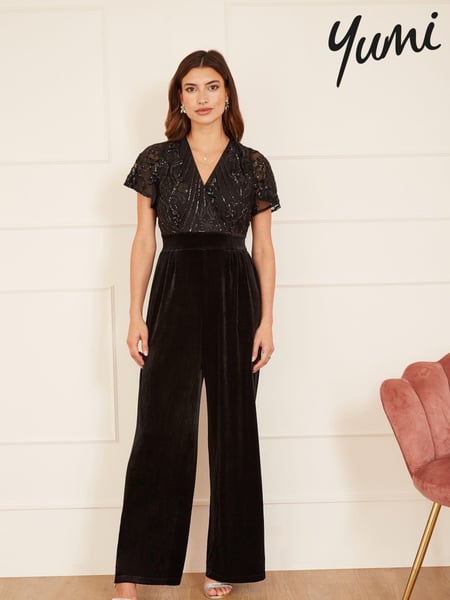 Yumi Black Sequin Embellished Velvet Jumpsuit With Angel Sleeves (631863) | € 117