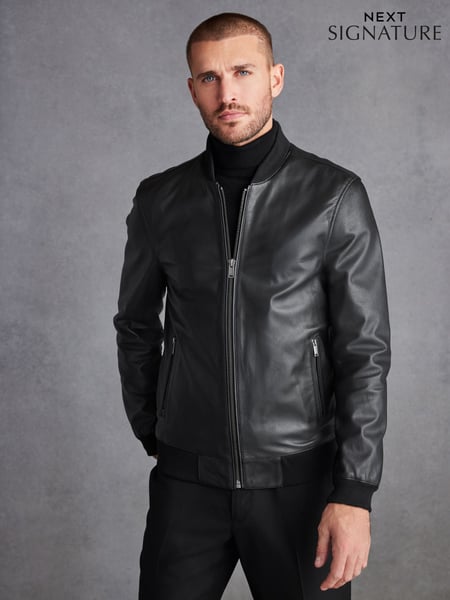 Schwarz - Signature Leather Bomber Jacket (667301) | 201 €