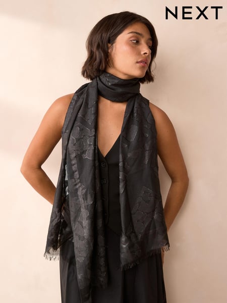 Black Burnout Lightweight Scarf with Sparkle (808773) | € 23