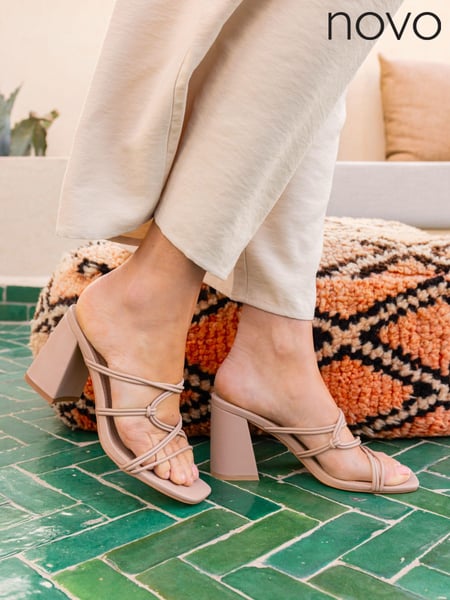 Novo Nude Wide Fit Luckie Block Heel Mules (828861) | € 21