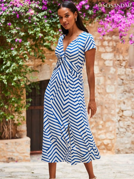 Sosandar Blue white Knot Front Cap Sleeve Fit And Flare Dress (844087) | € 117