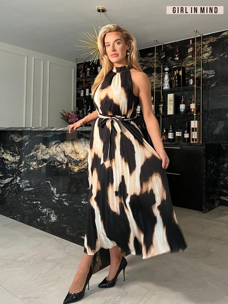 Girl In Mind Black Carla Pleated Midi Dress (879992) | € 39