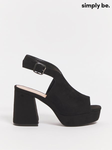 Simply Be Black Scoop Front Boots In Extra Wide Fit (880224) | € 11