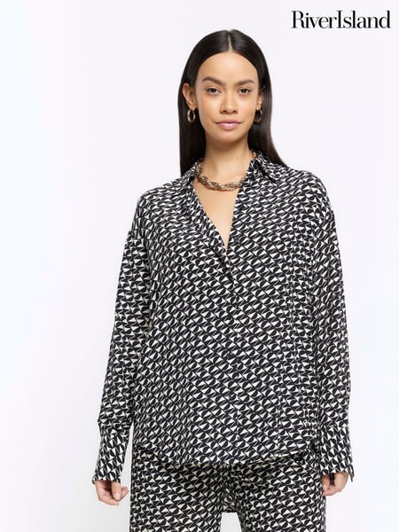 River Island Black Oversized Geometric Shirt (900622) | € 11