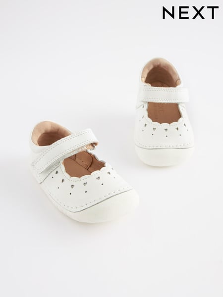 White Leather Standard Fit (F) Crawler Mary Jane Shoes (900835) | € 34