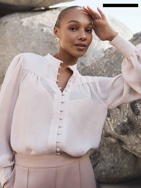 Forever New Cream Leo Soft Stripe Blouse (AA4923) | € 43