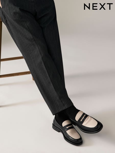 Black and White Penny Loafers (AA8109) | € 75