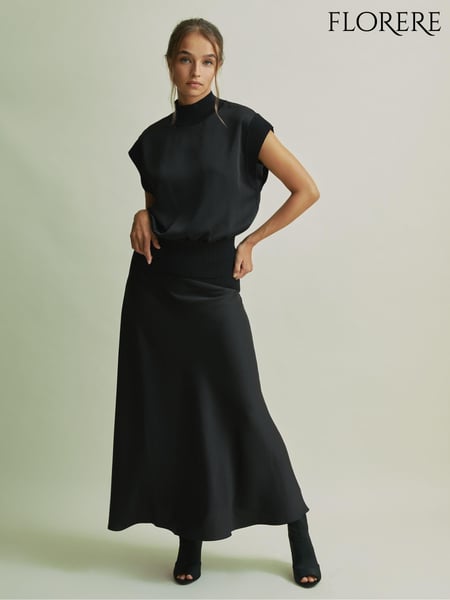 Florere Hybrid Satin Knit Cropped Top (AB2368) | € 200