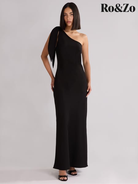 Ro&Zo Black Ro&Zo Charlotte Crepe One Shoulder Maxi Dress (AB3445) | € 97