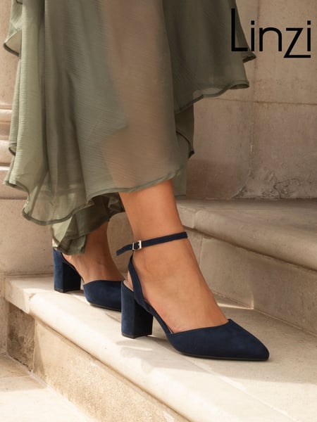 Linzi Blue Wide Fit Lori Wide Fit Pointed Toe Court Shoes (AB8997) | € 59