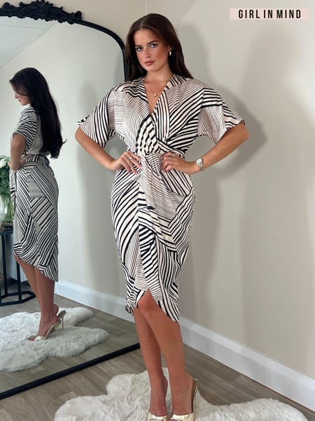 Girl In Mind Cream Chelsea Wrap Detailing Midi Dress (AC1455) | € 35