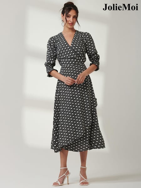 Jolie Moi Black Daphne Puff Sleeve Bodycon Dress (AC6927) | € 43