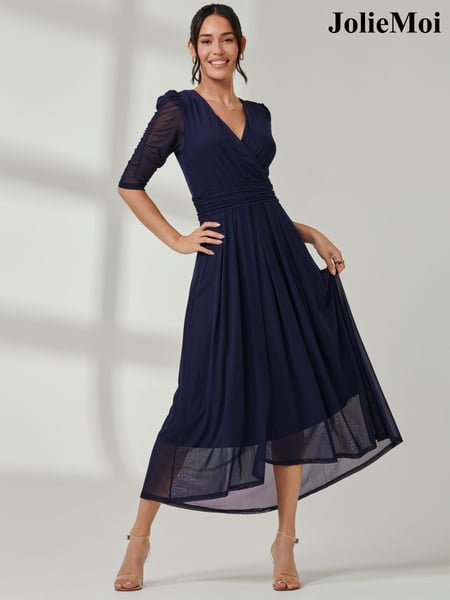 Jolie Moi Blue Aneissa Ruched Sleeve Mesh Maxi Dress (AC6932) | € 123