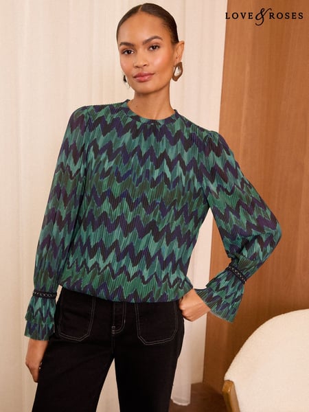 Love & Roses Green And Blue Chevron Print Plisse Mesh Long Sleeve Jersey Blouse (AD6989) | € 38