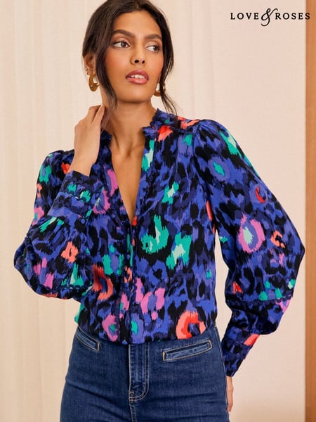 Love & Roses Blue Animal Petite Leopard Print Ric Rac Notch Neck Long Sleeve Blouse (AD7006) | € 41