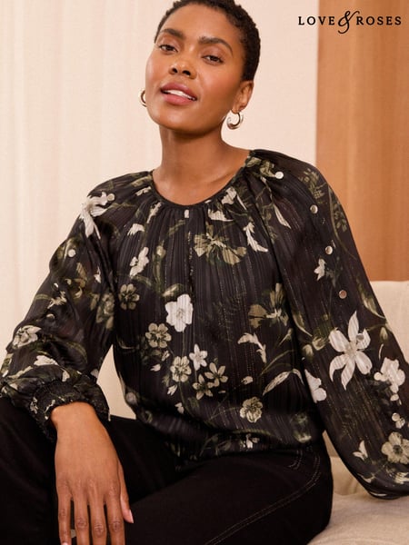 Love & Roses Black Floral Petite Metallic Detail Crew Neck Long Sleeve Blouse (AD7502) | € 29