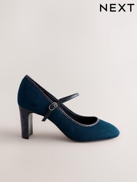 Navy Standard Fit Forever Comfort® Round Toe Mary Jane Block Court Shoes (AF7792) | € 51