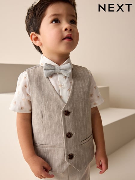 Neutral Bear Print Waistcoat, Shirt & Bow Tie Set (3mths-9yrs) (AG8624) | € 38 - € 44