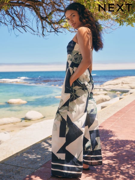 Monochrome Shirred Bandeau Jumpsuit (AH3608) | € 64