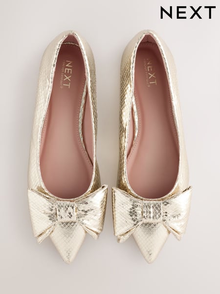 Gold Forever Comfort® Point Toe Bow Ballerinas (AJ1469) | € 55