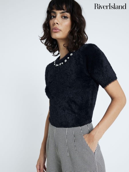 River Island Black Short Sleeve Fluffy Knit Top (AJ3486) | € 26