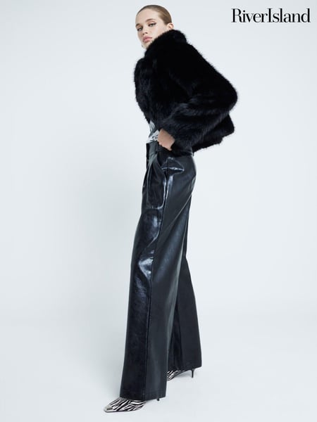 River Island Black Faux Fur Leather Creaked Wide Leg Trousers (AJ3546) | € 35