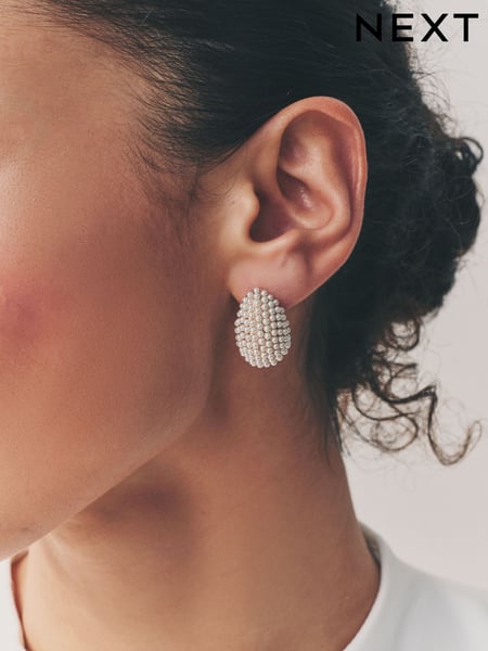 White Pearl Effect Bridal Teardrop Stud Earrings (AJ4077) | € 22