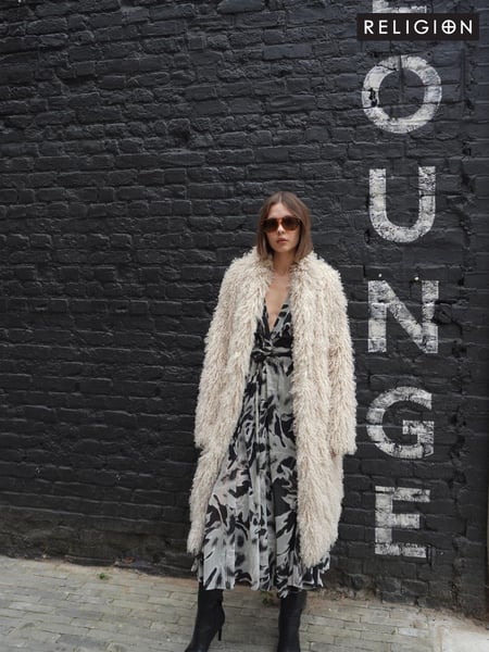 Religion Cream Long Haired Maxi Serenity Coat in Shaggy Soft Faux Fur (AJ4634) | € 304