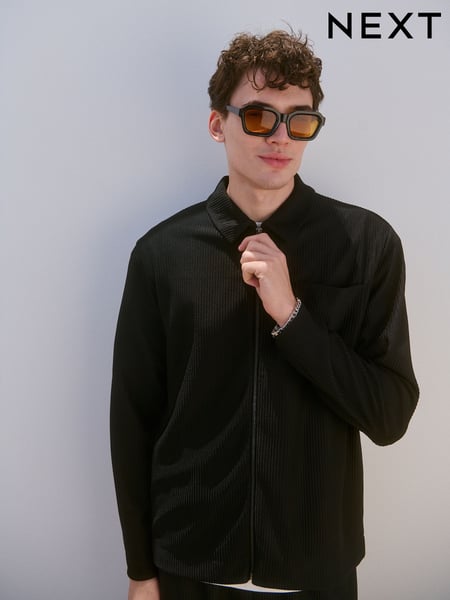 Black Plisse Zip Shacket (AJ8229) | € 63