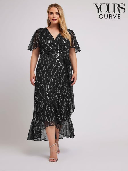Yours Curve Black/Silver London Metallic Dobby Ruffle Wrap Dress (AK4462) | € 98