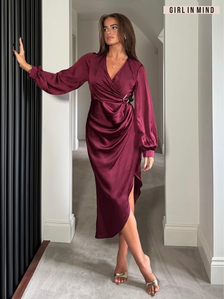 Girl In Mind Red Elsa Buckle Long Sleeve Asymmetric Dress (AK5454) | € 36