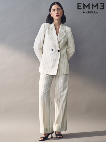 Emme Marella Agra White Jacket and Trousers Set (AK7290) | € 437