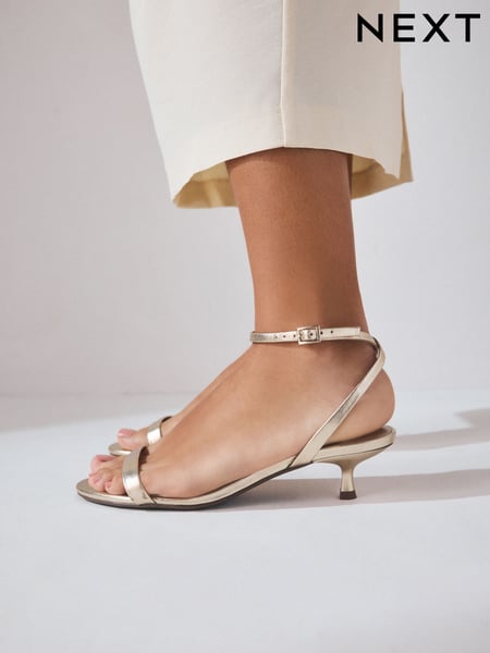 Gold Forever Comfort® Leather Round Toe Low Kitten Heel Simple Sandals (AL5353) | € 61