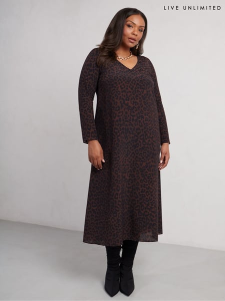 Live Unlimited Black Curve Leopard Print V-Neck Long Sleeve Midaxi Dress (AM1780) | € 55