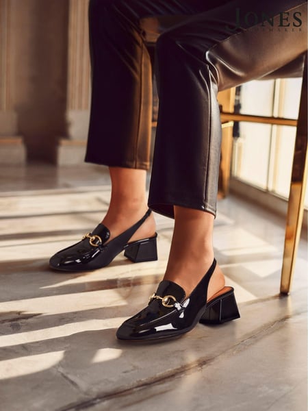 Jones Bootmaker Iggy Patent Slingback Black Sandals (AM9905) | € 154