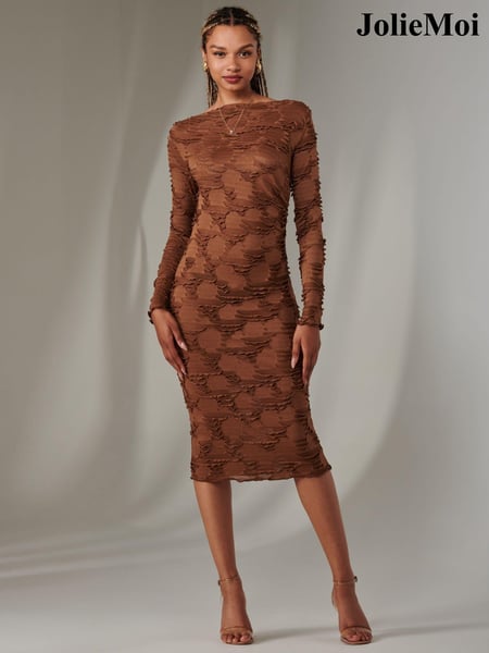 Jolie Moi Brown Long Sleeve Textured Midi Dress (AN3271) | € 86