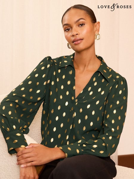 Love & Roses Green V-Neck Foil Long Sleeve Shirt (AN8250) | € 61