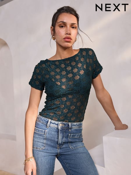 Navy Floral Lace Short Sleeve T-Shirt (AP2375) | € 41
