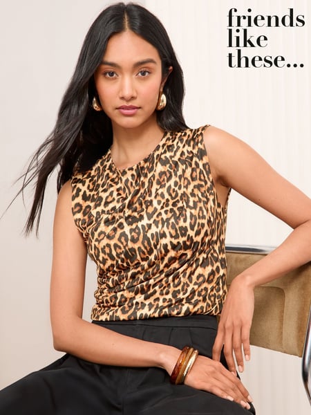 Friends Like These Brown Animal Slinky Drape Top (AP2808) | € 47