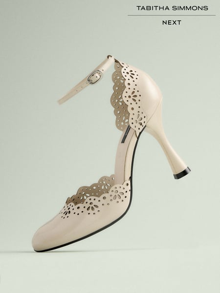 Bone Tabitha Simmons x Next Orton Leather Round Toe Laser Cut Detail Heels (AR0670) | € 167