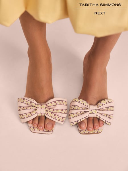Light Pink Floral Tabitha Simmons x Next Liv Bow Block Mules (AR0681) | € 144